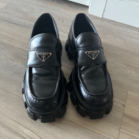 Brushed leather Monolith loafers - Picture 3 of 3